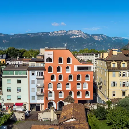 La Briosa